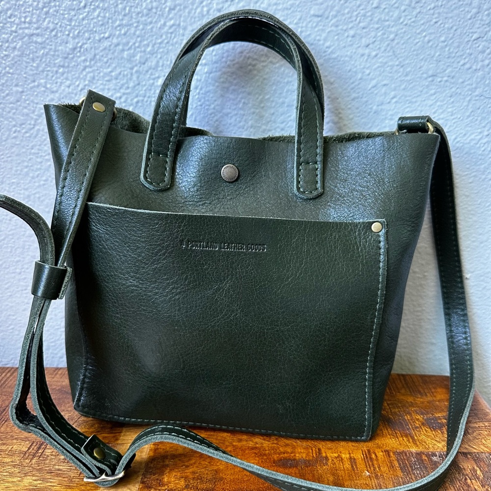 Like New Portland Leather Mini CB in 🦄 Forest